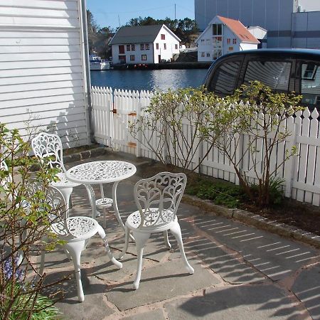 Kirkebygger Jakobsens Skudeneshavn Buitenkant foto